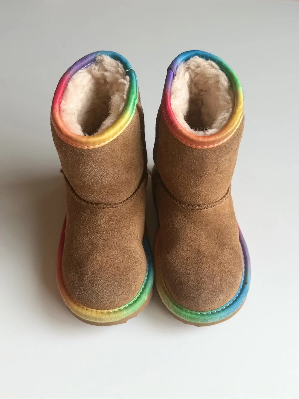 UGG Classic Short II Rainbow Trim Chestnut Boots Toddler Girls Size 7